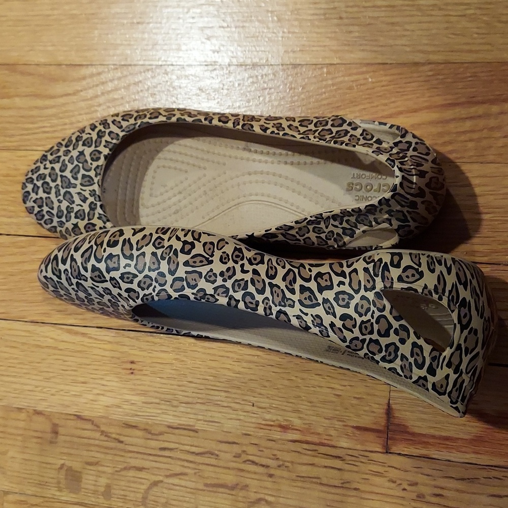 Crocs Animal Print Flats - Picture 3 of 3
